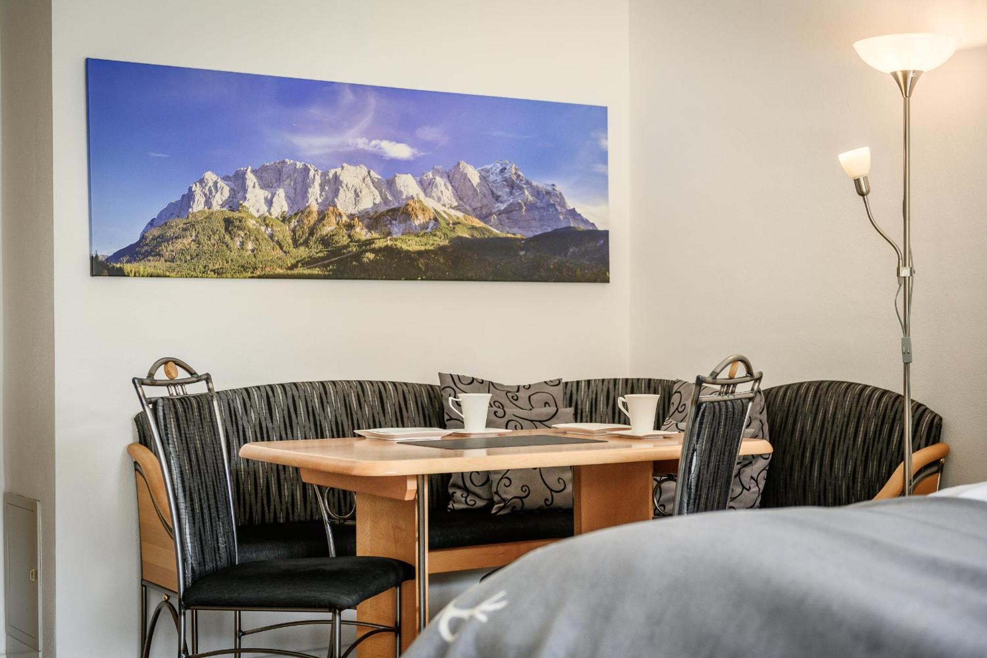 Sonnenstrahl Appartement Garmisch-Partenkirchen Buitenkant foto